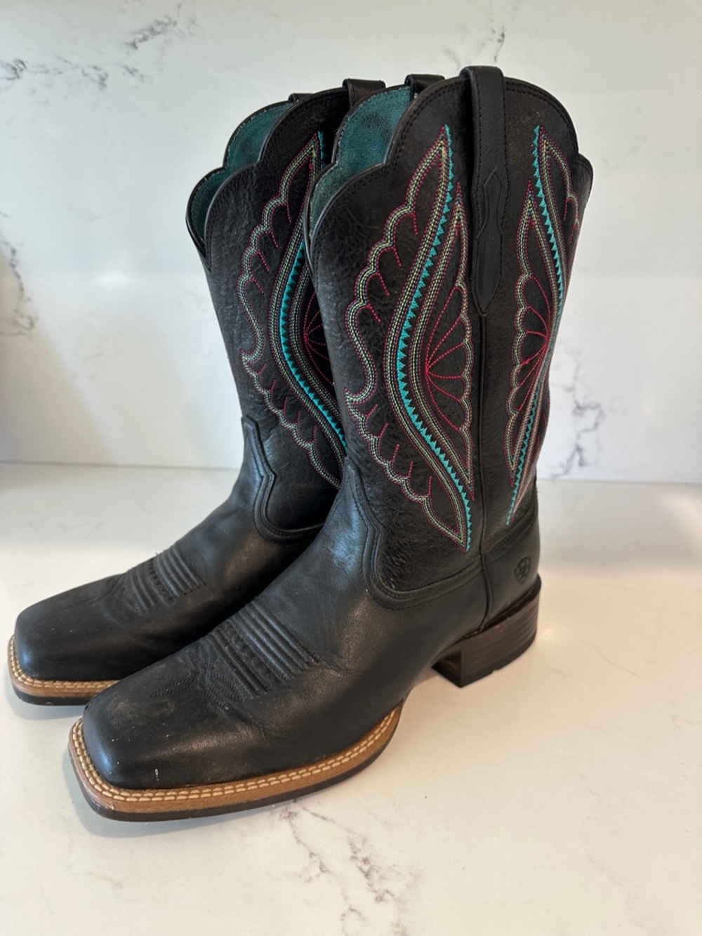 Ariat Black Leather Boot Interior Label